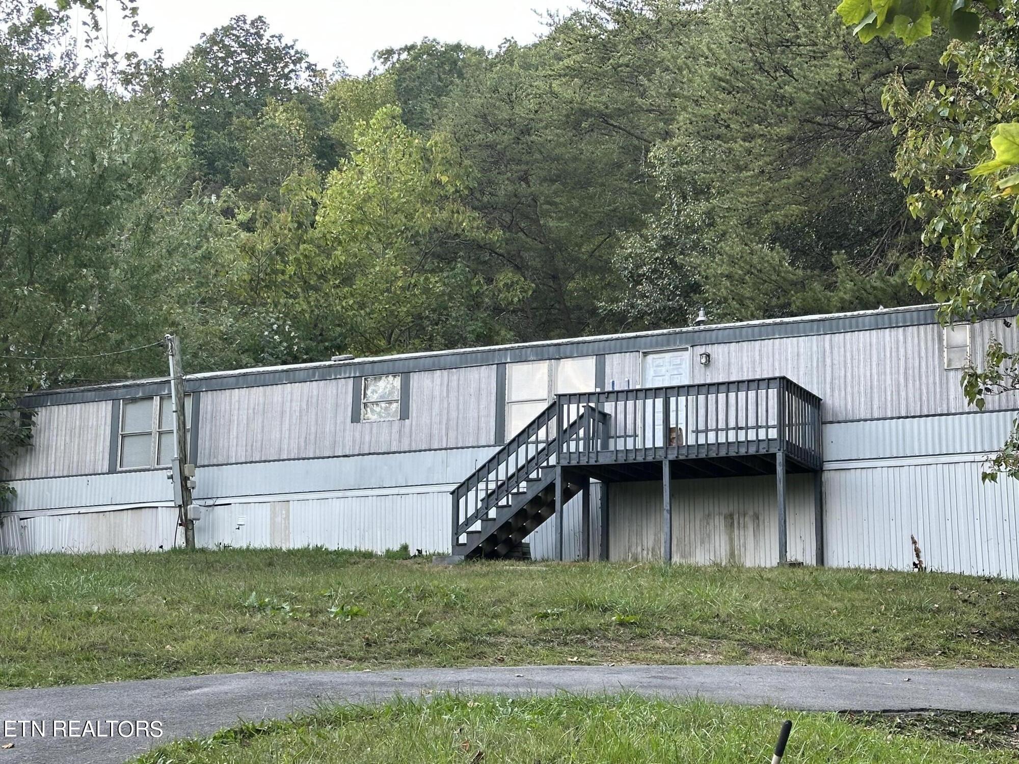 6553 McFall Road Knoxville, TN 37918 - Photo 4 of 16 IMG_0162