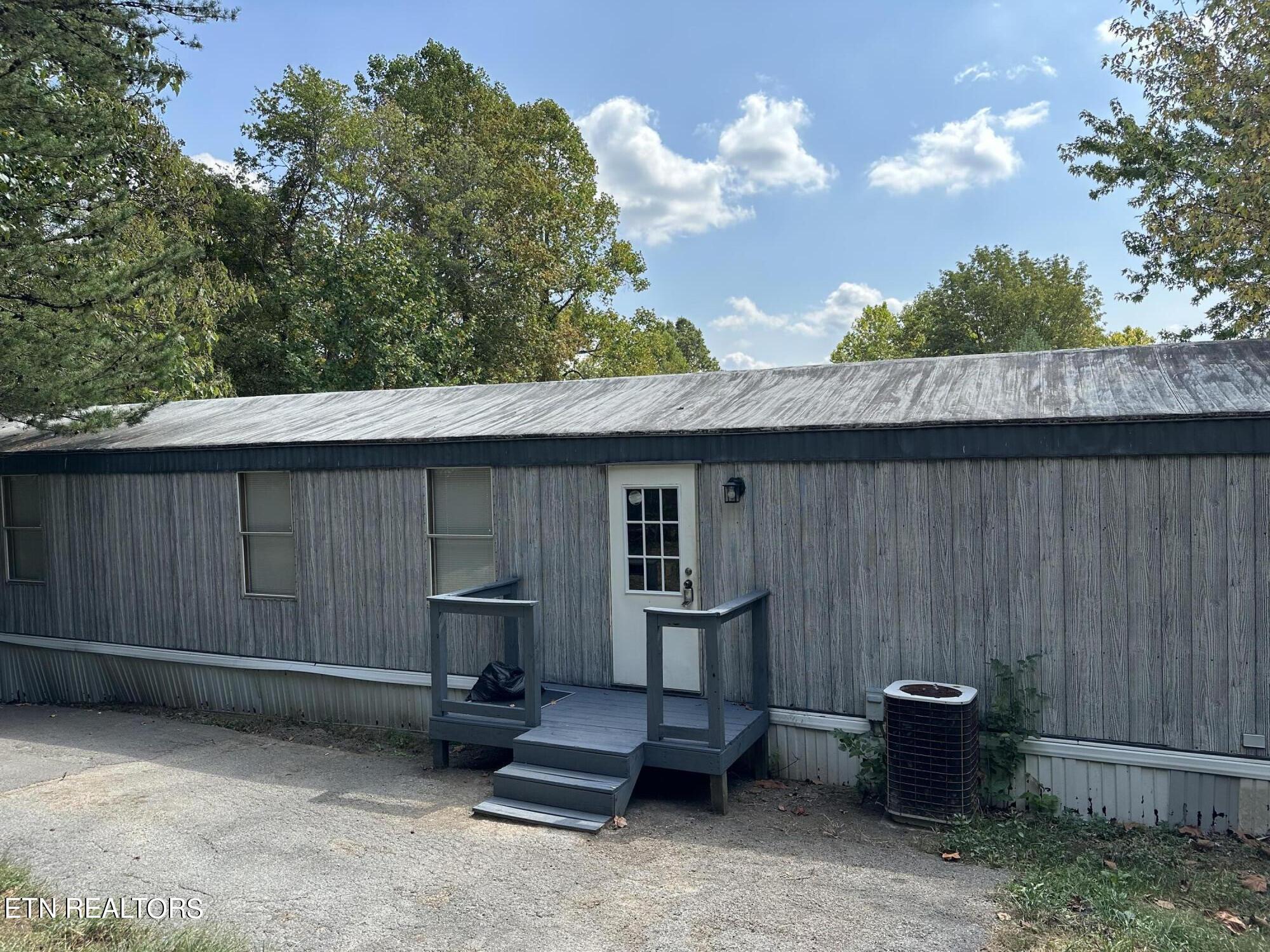 6553 McFall Road Knoxville, TN 37918 - Photo 6 of 16 IMG_0217