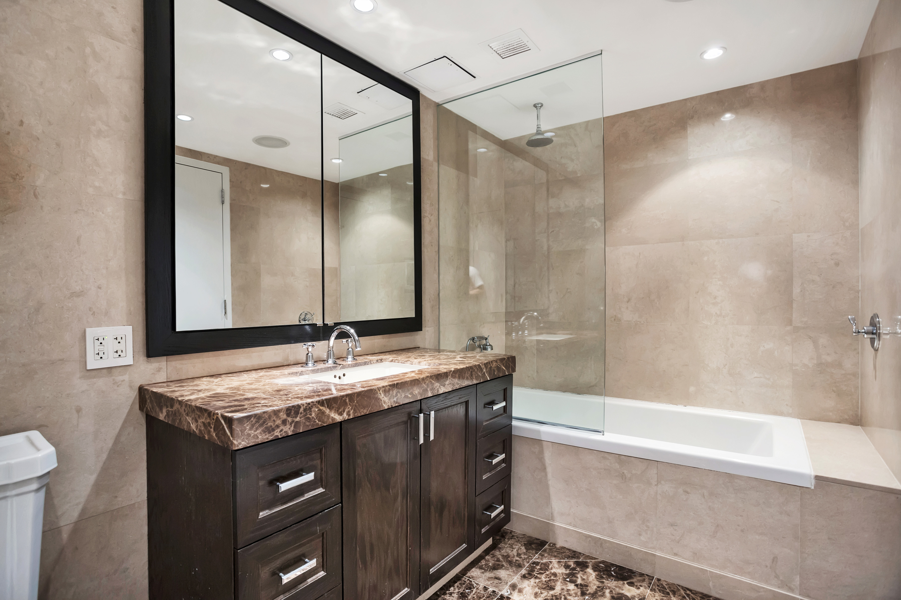 333 Rector Place, Unit 1501 Manhattan, NY 10280 - Photo 8 of 13