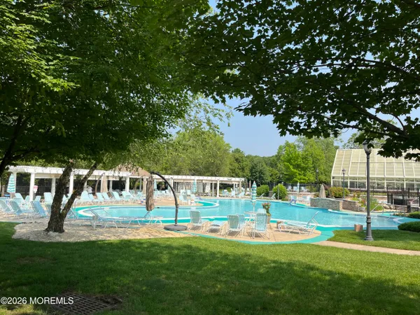 $525,000 | 42 Pembroke Drive, Jackson, NJ 08527