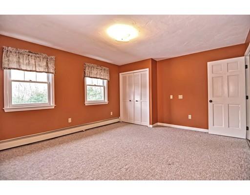 22 Parker Road Sutton, MA 01590 - Photo 20 of 25 Gallery Image 20