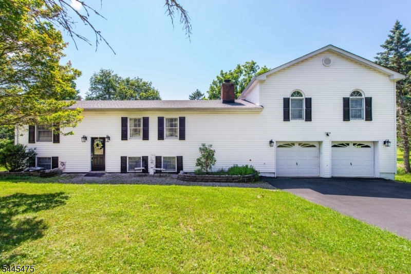 19 Little Road Lafayette, NJ 07848 - Photo 12 of 49