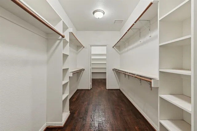 $729,999 | 2412 West Alamosa Drive, Terrell, TX 75160