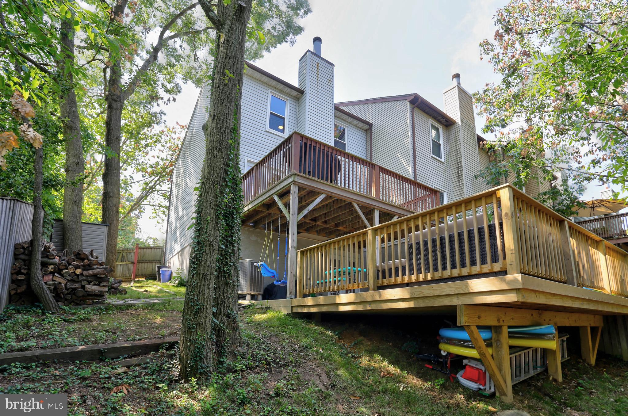 48 Robin Ridge Court Baltimore, MD 21234 - Photo 28 of 39 HUGE Corner lot! TWO decks!