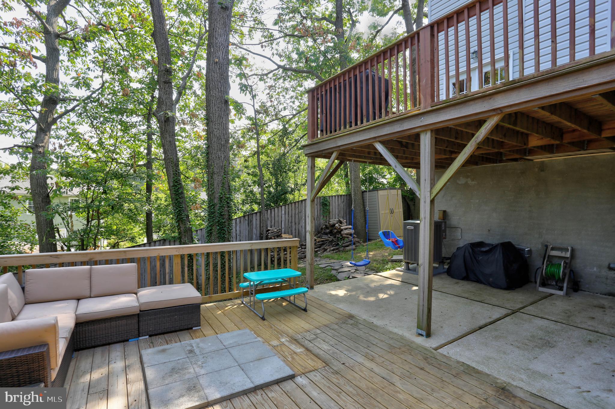 48 Robin Ridge Court Baltimore, MD 21234 - Photo 31 of 39 Back deck
