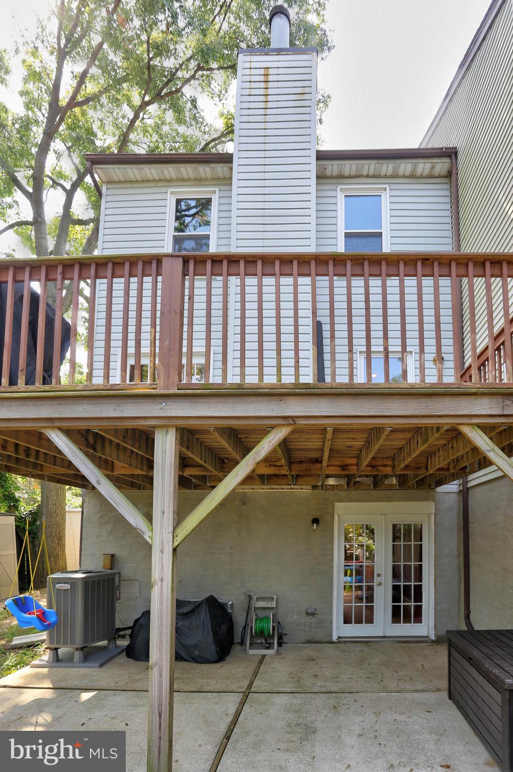 48 Robin Ridge Court Baltimore, MD 21234 - Photo 33 of 39 View of decks