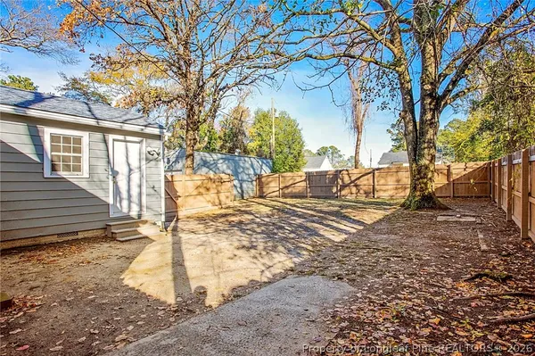 $1,395 | 951 Chester Circle, Fayetteville, NC 28303