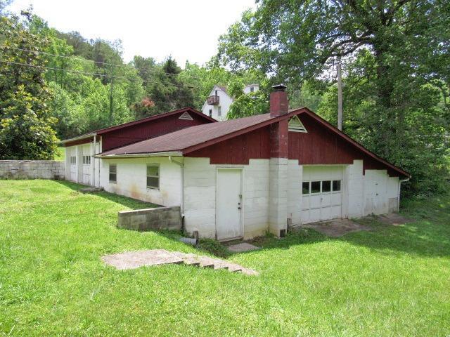 1235 Sloans Valley Road Burnside, KY 42519 - Photo 5 of 25 Gallery Image 5