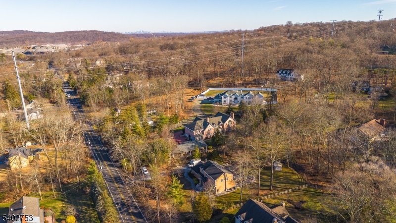 850 Valley Road Watchung, NJ 07069 - Photo 5 of 36