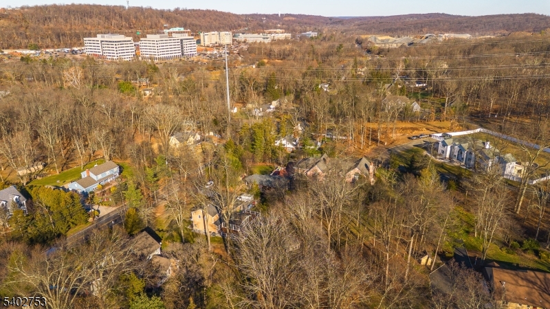 850 Valley Road Watchung, NJ 07069 - Photo 7 of 36