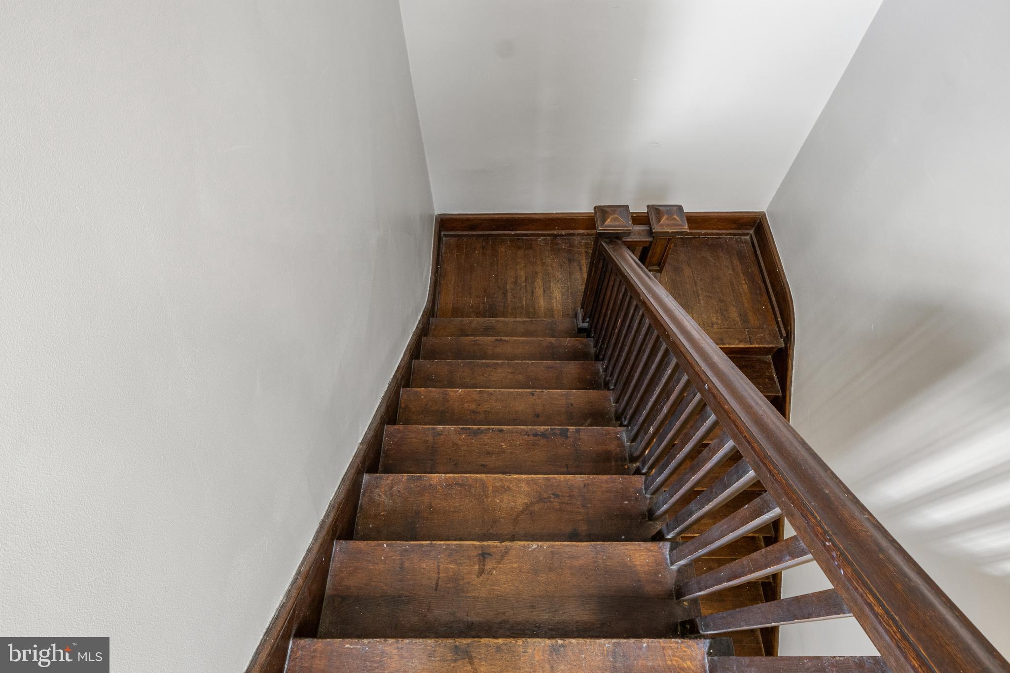 125 North George Street York, PA 17401 - Photo 35 of 56 a view of entryway