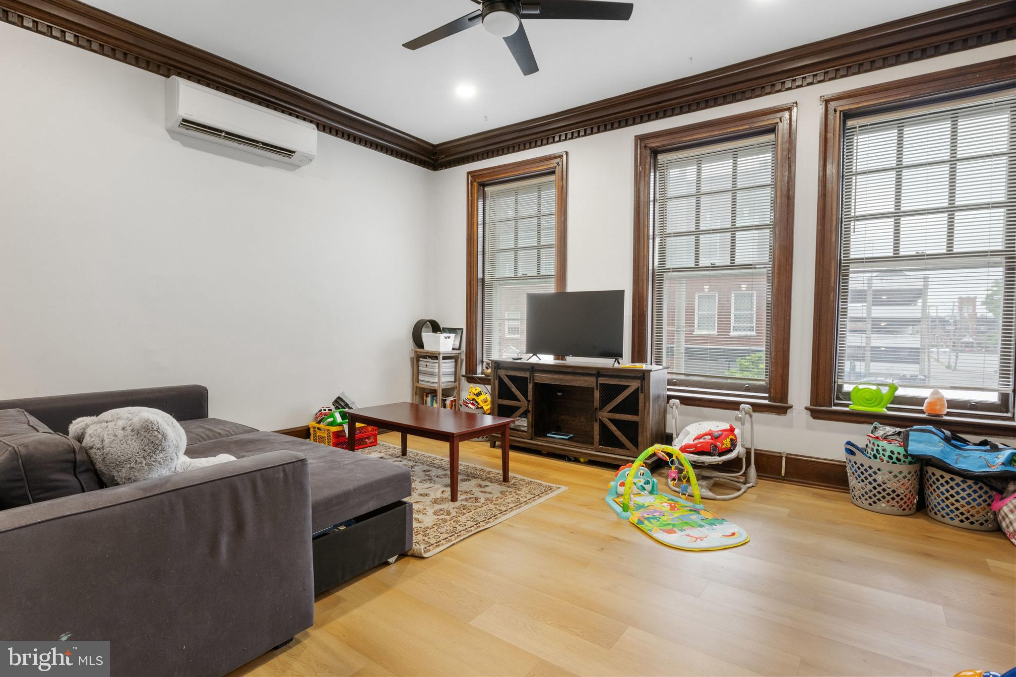 125 North George Street York, PA 17401 - Photo 41 of 56 a view of a livingroom with workspace and a window
