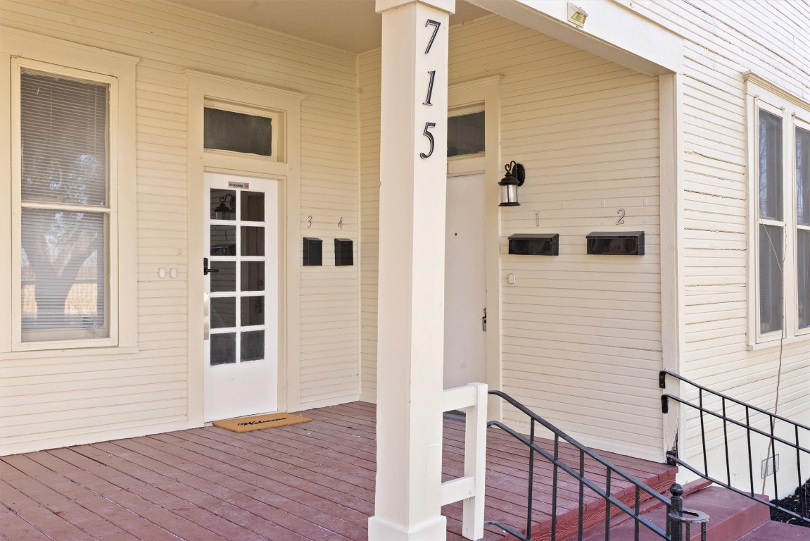 715 Porter Street, Unit 2 Taylor, TX 76574 - Photo 2 of 15