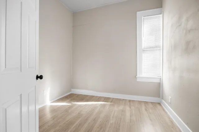 $1,175 | 715 Porter Street, Unit 2, Taylor, TX 76574