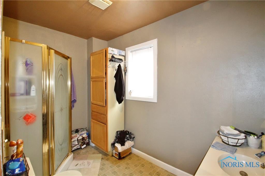 2016 Pickle Road Oregon, OH 43616 - Photo 12 of 29 Gallery Image 12