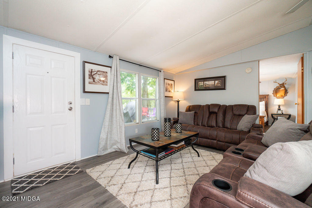 103A Southshore Road Eatonton, GA 31024 - Photo 2 of 50 _DSC8038