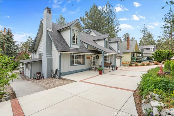 a view of a house with a outdoor space