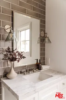 $4,798,000 | 10560 Bradbury Road, Los Angeles, CA 90064