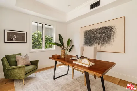 $4,798,000 | 10560 Bradbury Road, Los Angeles, CA 90064