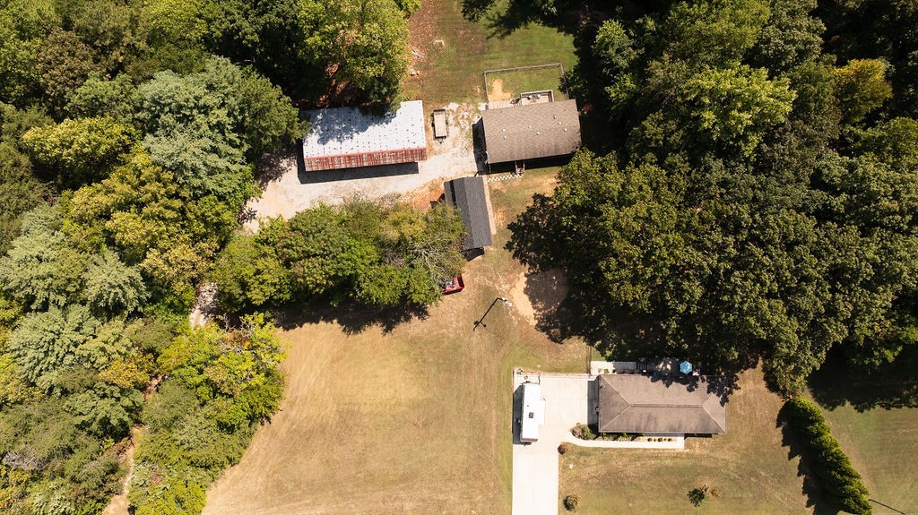 404 Johnson Chapel Road Sparta, TN 38583 - Photo 2 of 35