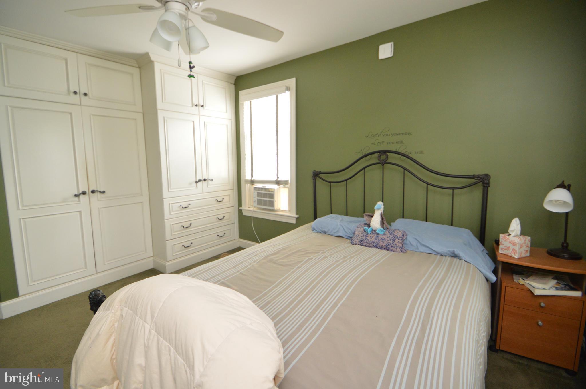 119 East New Street Lititz, PA 17543 - Photo 18 of 36 Berdoom 1