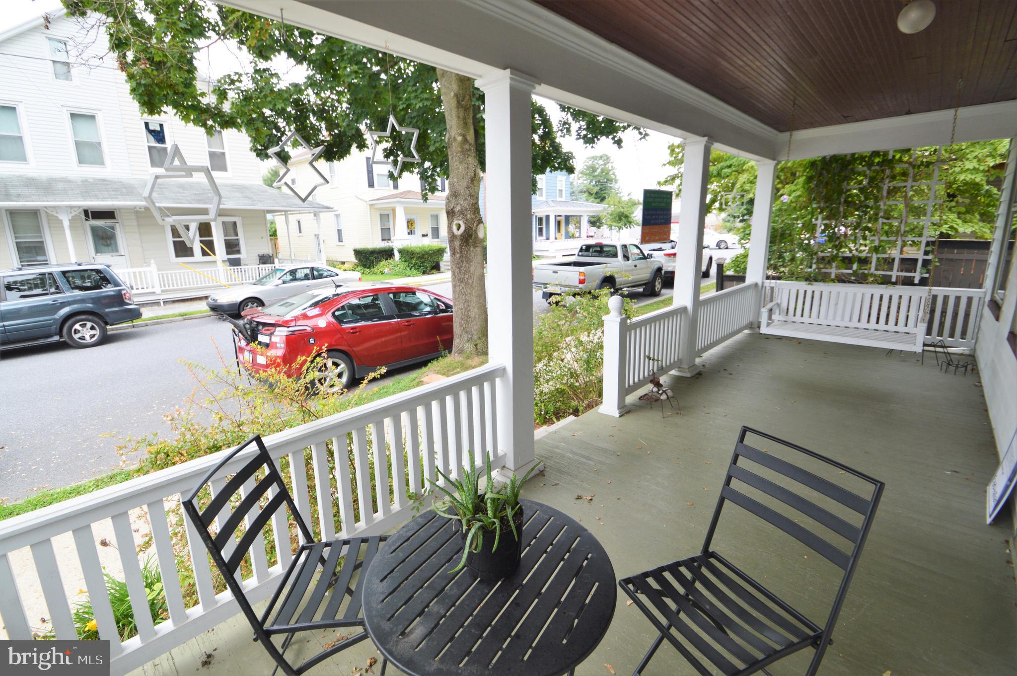 119 East New Street Lititz, PA 17543 - Photo 4 of 36