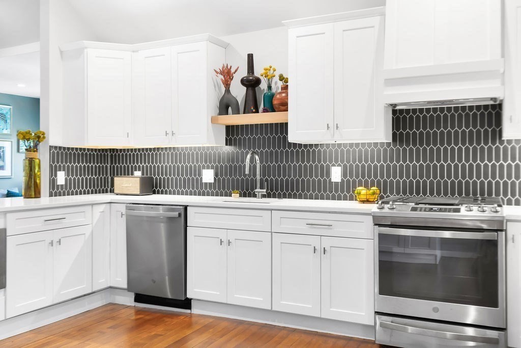34 Alpha Road, Unit 3 Boston, MA 02124 - Photo 3 of 31 Gallery Image 3