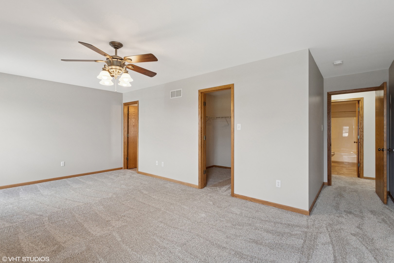 2033 Willow Brook Drive Bourbonnais, IL 60914 - Photo 10 of 24 a view of an empty room