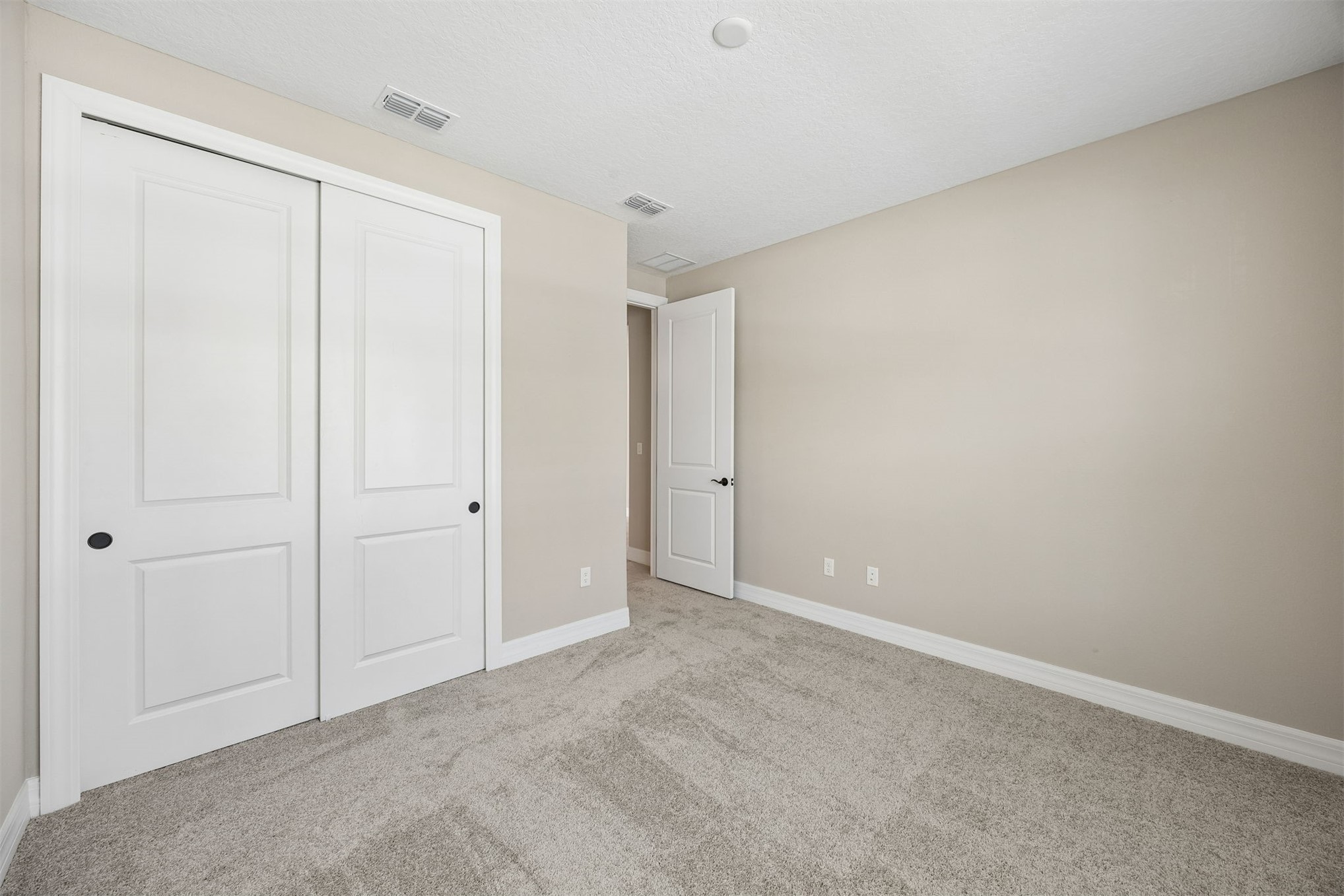 729 Continuum Loop Yulee, FL 32097 - Photo 27 of 55 Perfect size for guests or family.