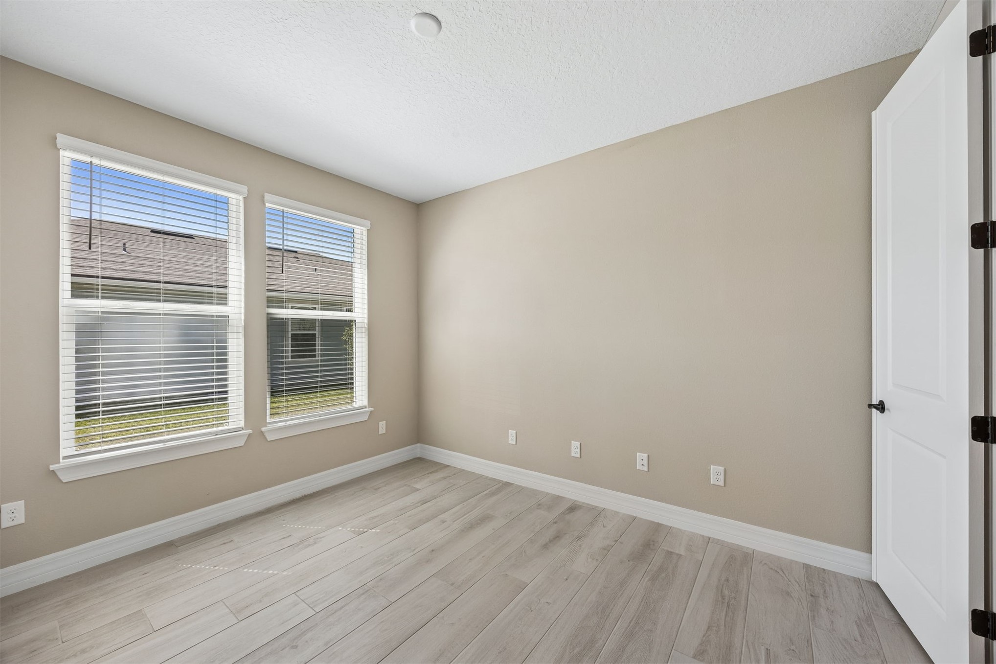 729 Continuum Loop Yulee, FL 32097 - Photo 30 of 55 Flexible space for bedroom, office, wine room,