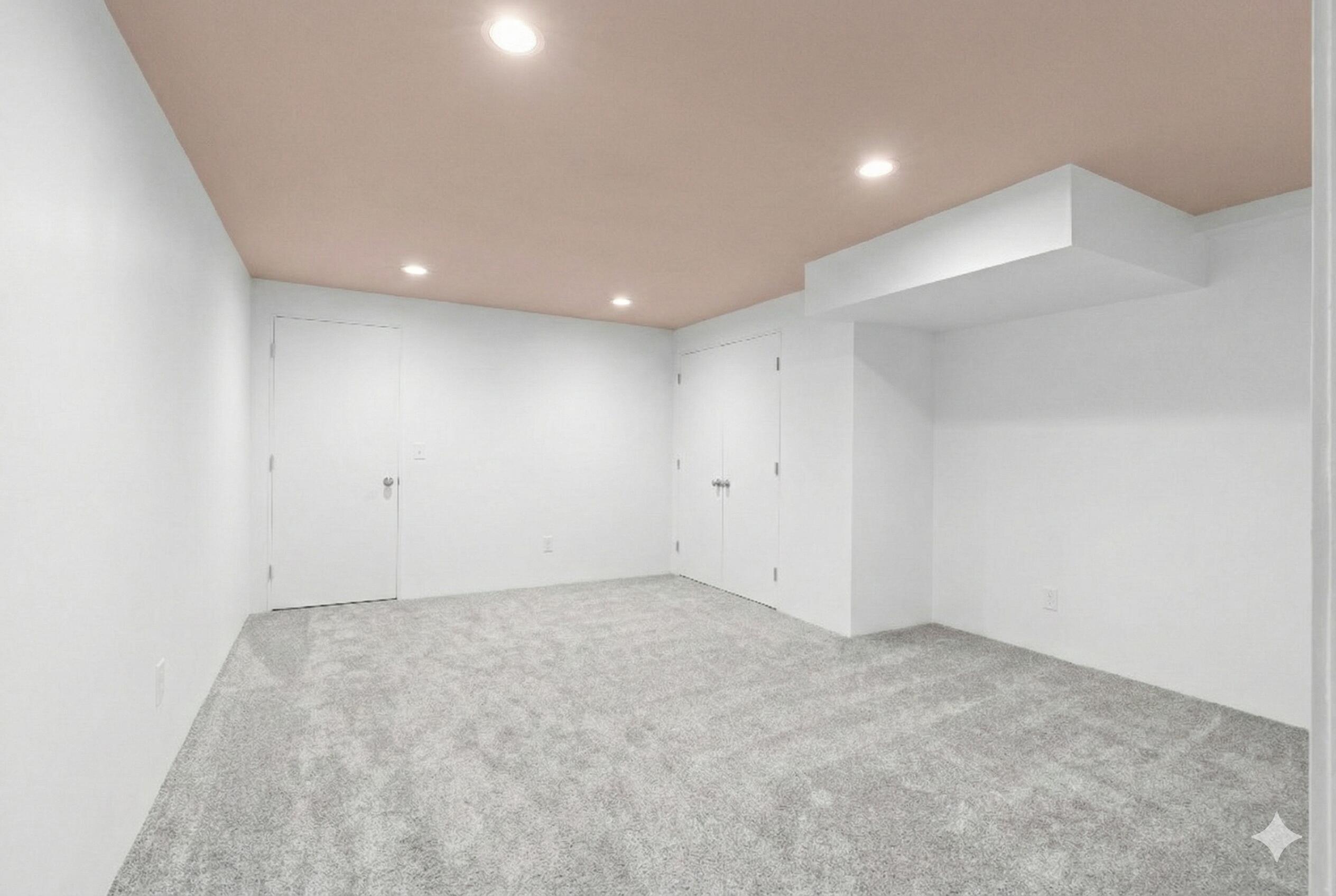 300 Falmouth Road, Unit 20C Mashpee, MA 02649 - Photo 30 of 38 an empty room with a ceiling fan