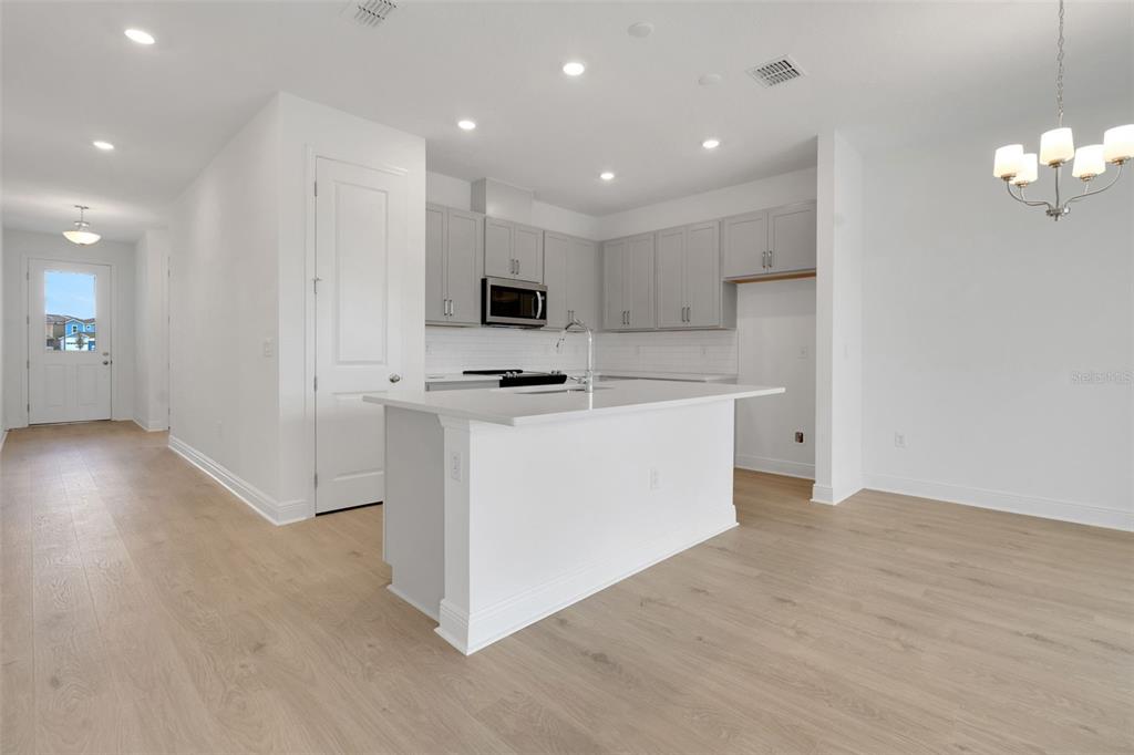 1018 Swamp Chestnut Loop Lady Lake, FL 32159 - Photo 14 of 39