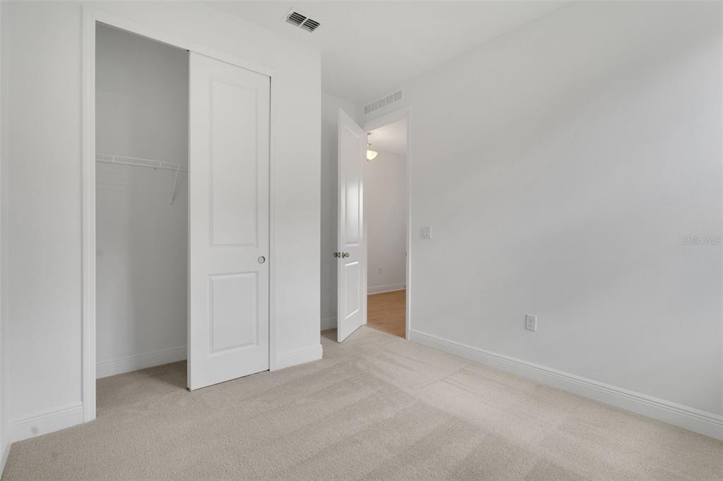 1018 Swamp Chestnut Loop Lady Lake, FL 32159 - Photo 20 of 39