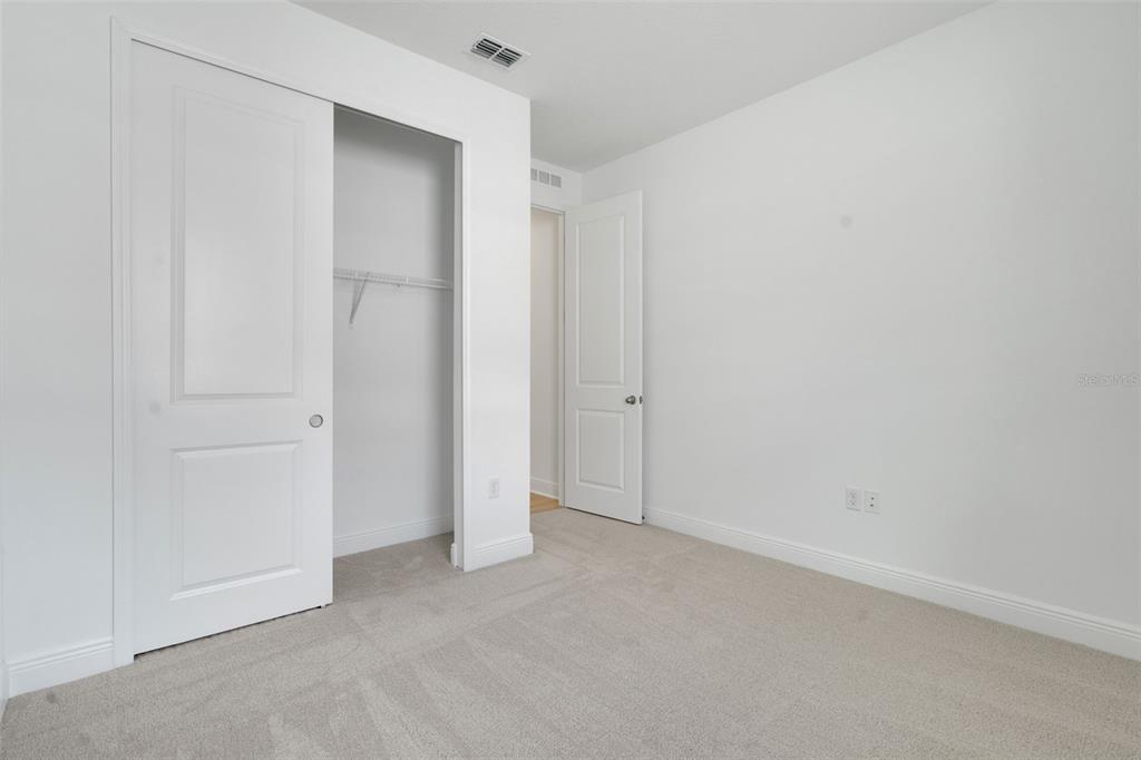 1018 Swamp Chestnut Loop Lady Lake, FL 32159 - Photo 25 of 39