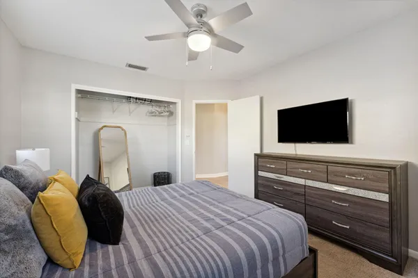 $5,300 | 428 Southeast 2nd Street, Deerfield Beach, FL 33441