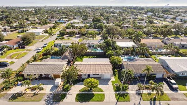 $5,300 | 428 Southeast 2nd Street, Deerfield Beach, FL 33441