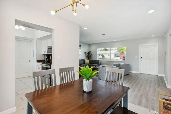 $5,300 | 428 Southeast 2nd Street, Deerfield Beach, FL 33441