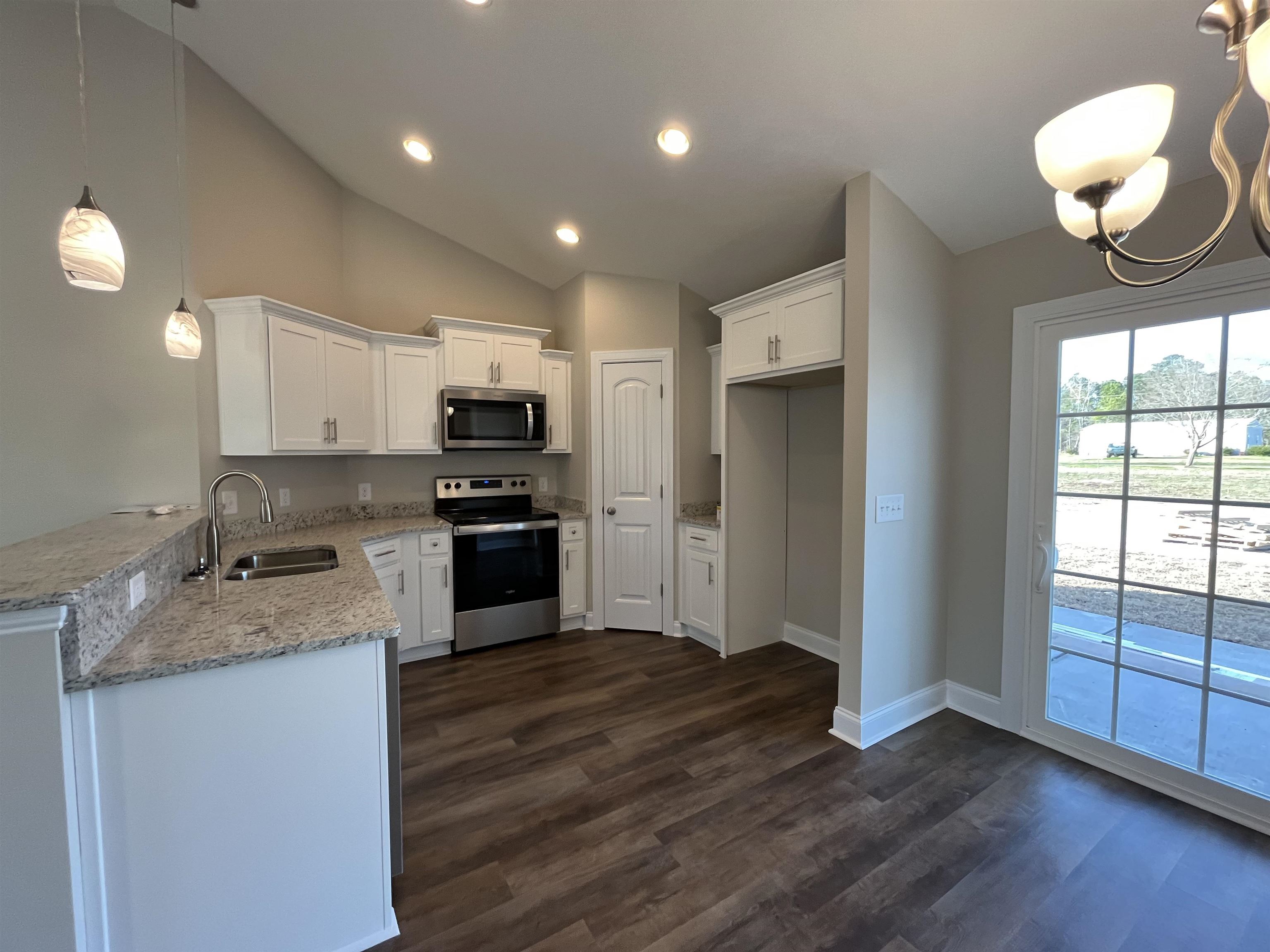 2541 Wise Road Conway, SC 29526 - Photo 6 of 14 Gallery Image 6