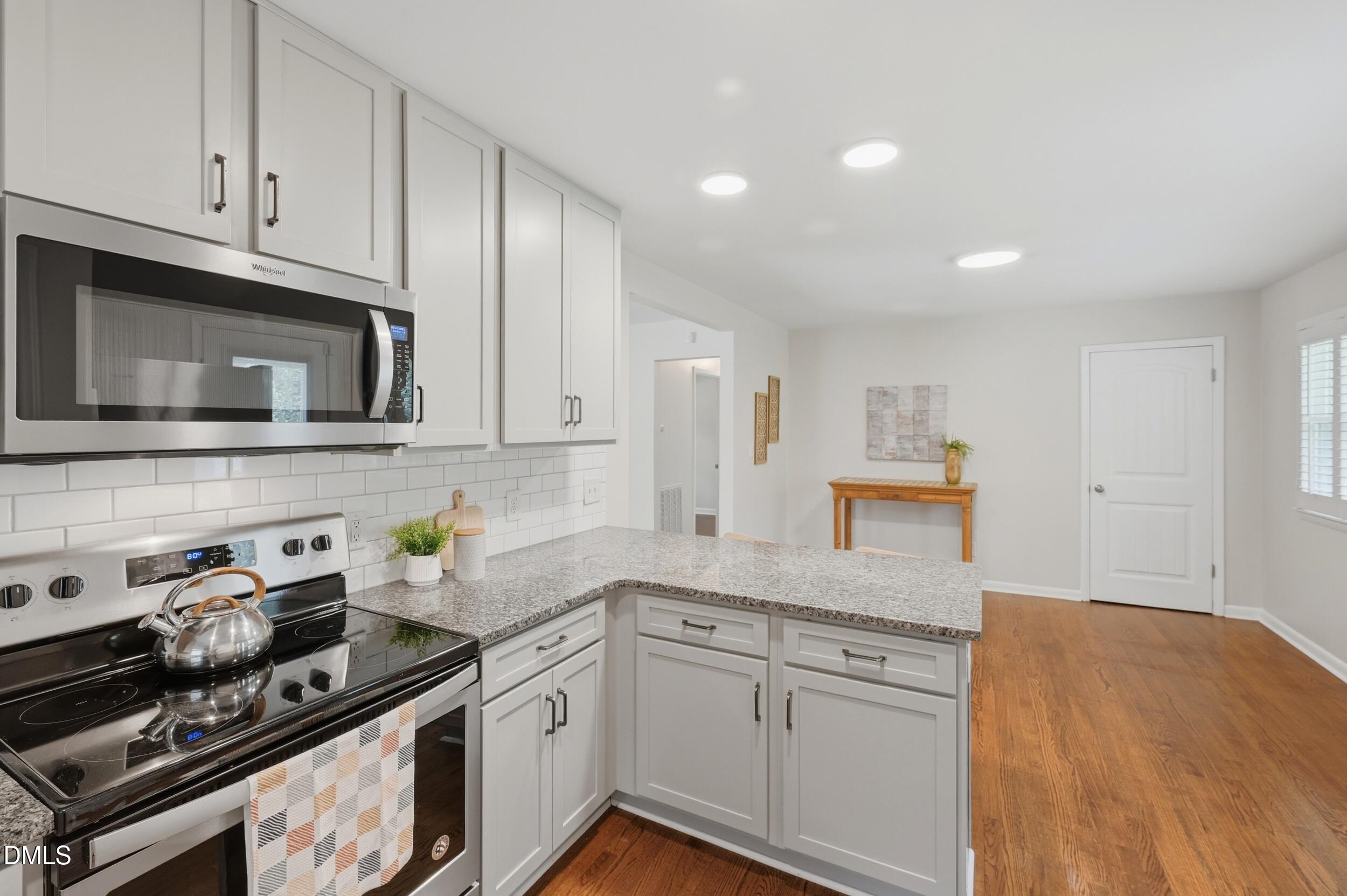 2744 Milburnie Road Raleigh, NC 27610 - Photo 13 of 33 042