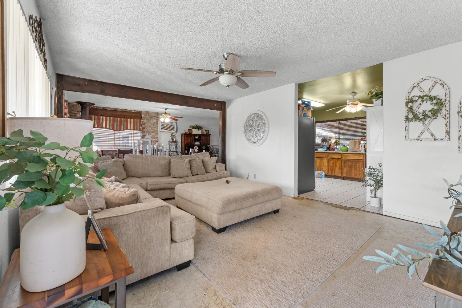 28577 Ave 14 Madera, CA 93638 - Photo 7 of 20