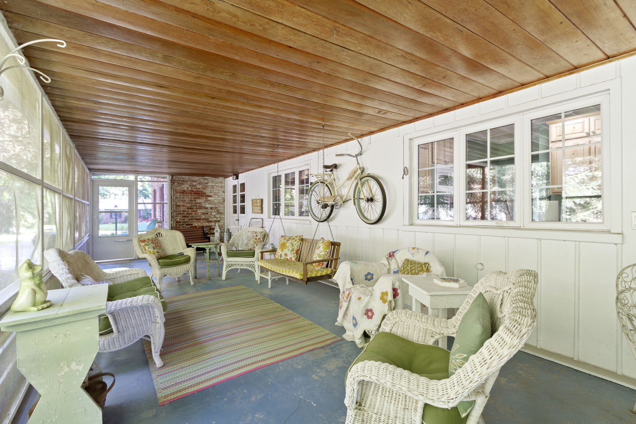 7704 Clarendon Road Indianapolis, IN 46260 - Photo 11 of 54