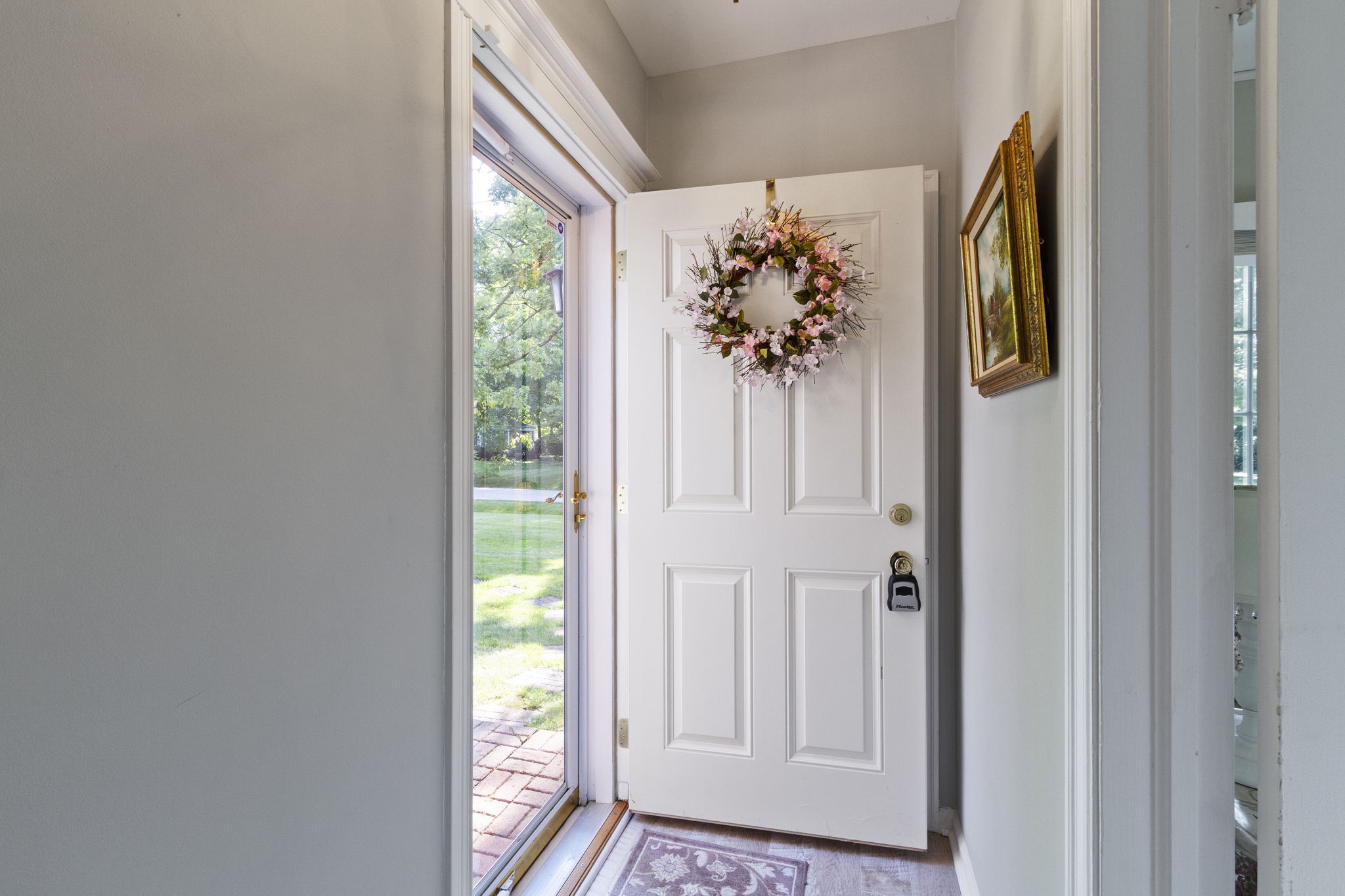 7704 Clarendon Road Indianapolis, IN 46260 - Photo 17 of 54