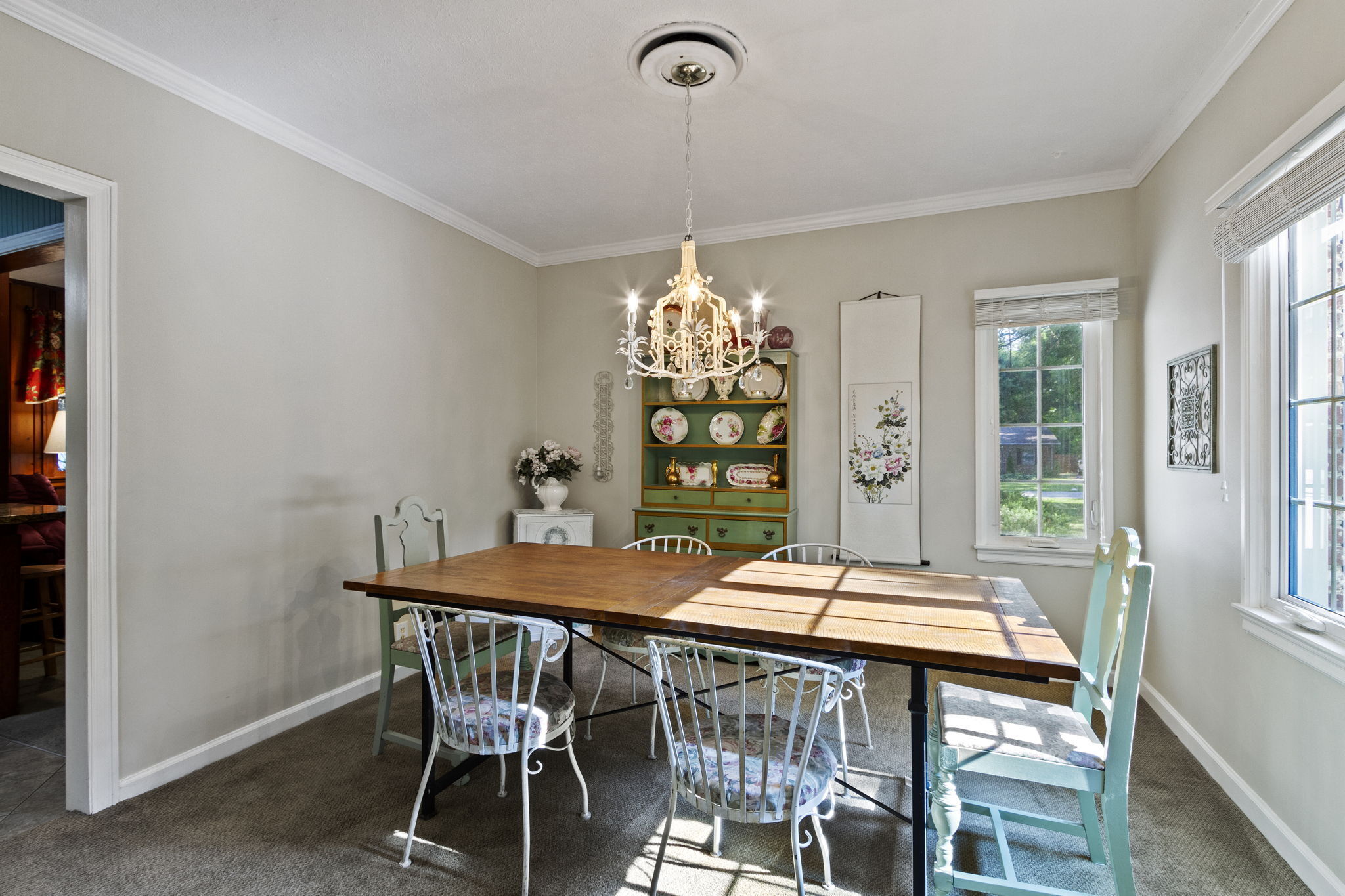 7704 Clarendon Road Indianapolis, IN 46260 - Photo 23 of 54