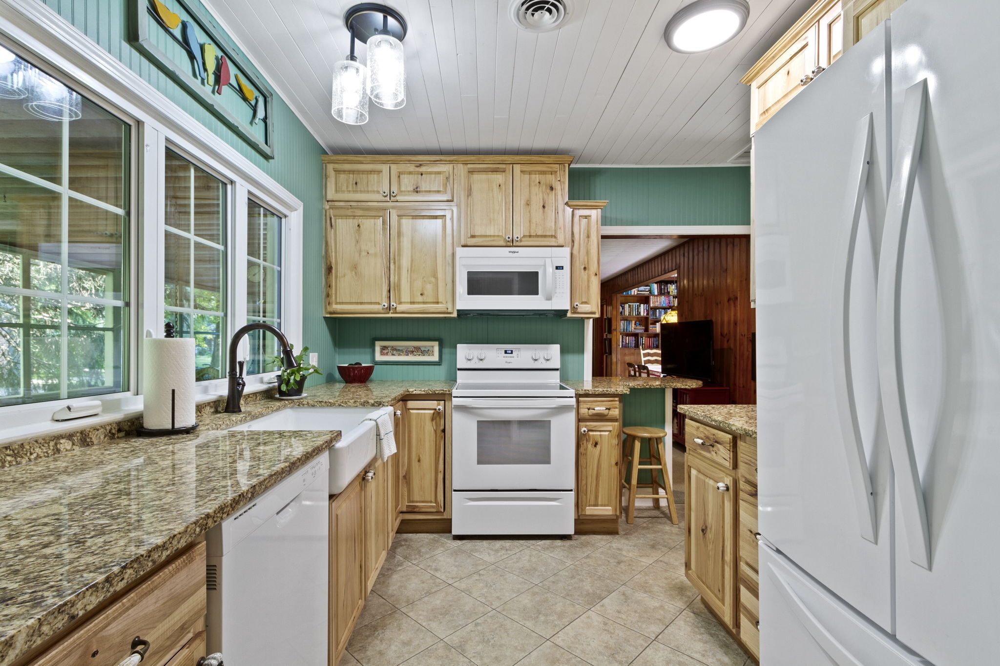 7704 Clarendon Road Indianapolis, IN 46260 - Photo 26 of 54