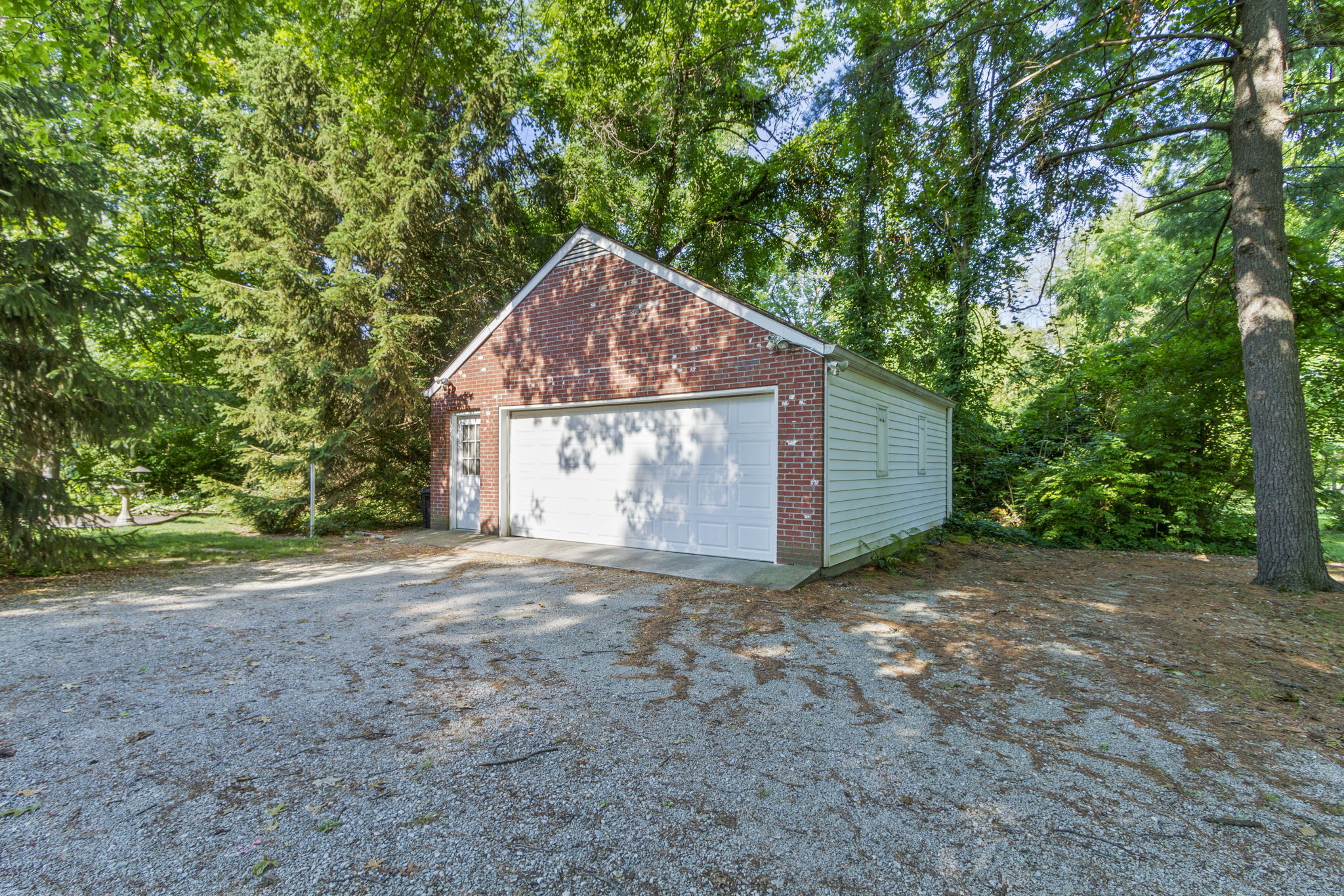 7704 Clarendon Road Indianapolis, IN 46260 - Photo 49 of 54