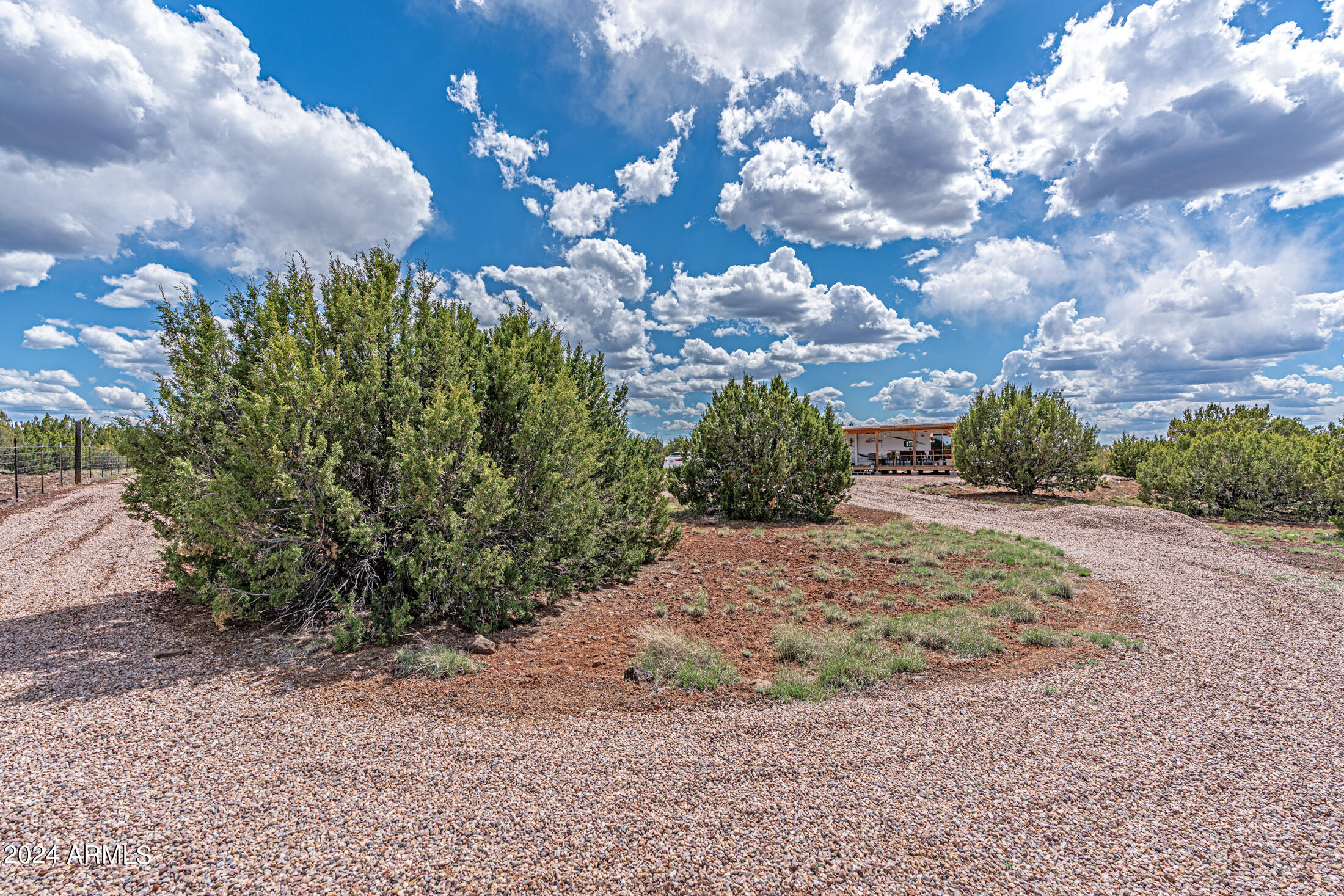 8702 Supancheck Road Show Low, AZ 85901 - Photo 5 of 23 _DSC0084-HDR-Edit