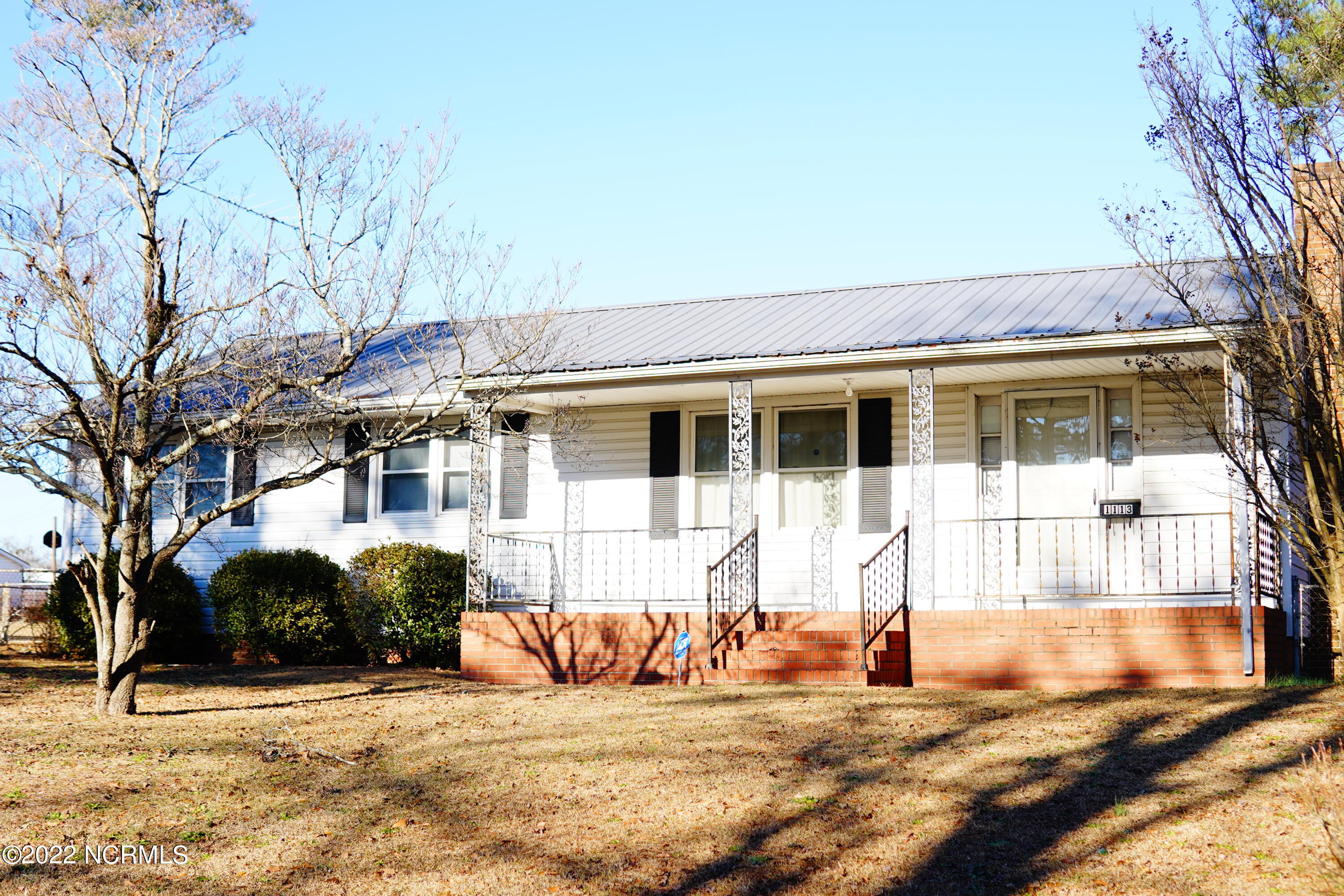 1113 Oak Avenue Rockingham, NC 28379 - Photo 1 of 12 front