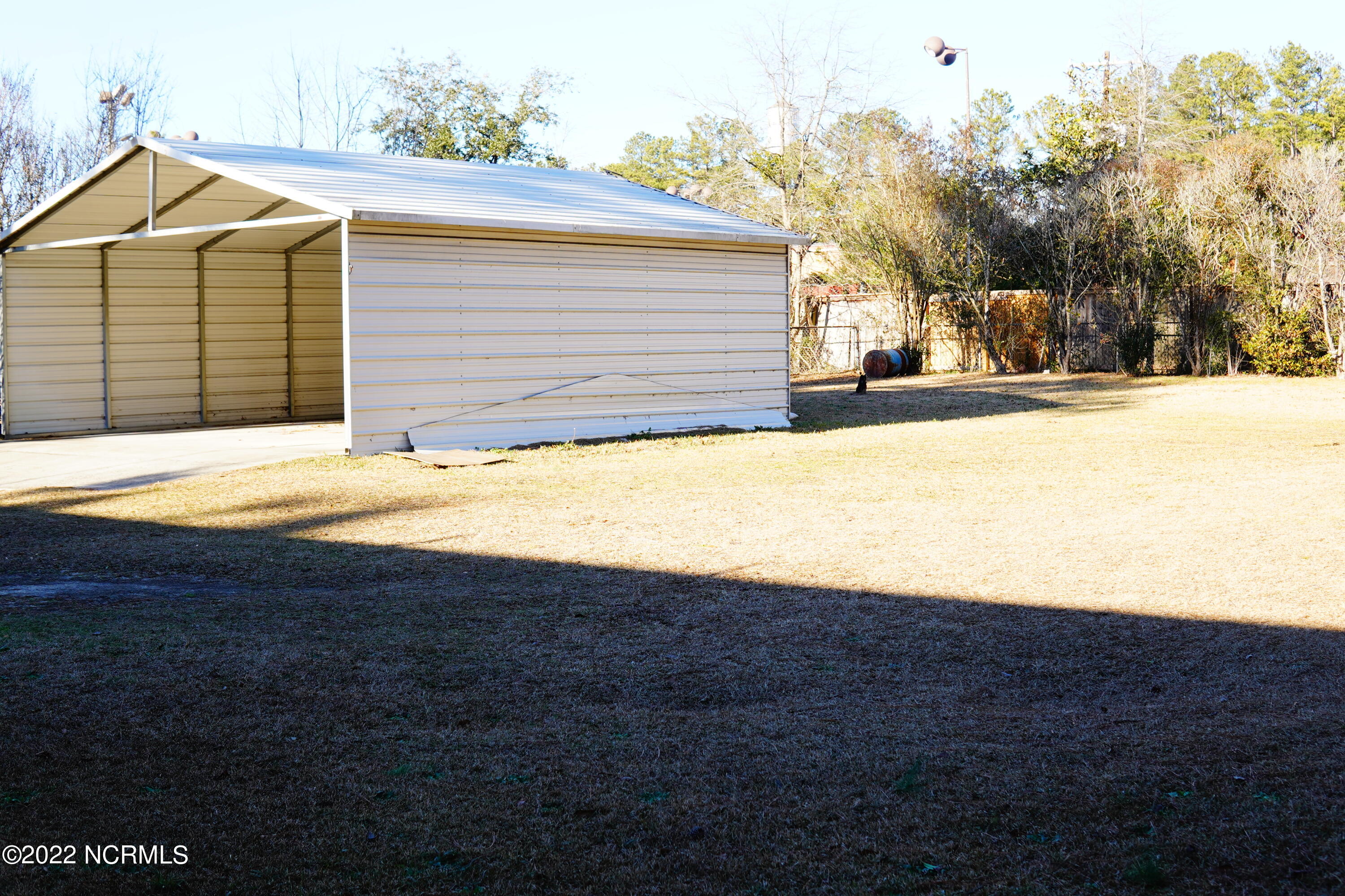 1113 Oak Avenue Rockingham, NC 28379 - Photo 7 of 12 DSC05641