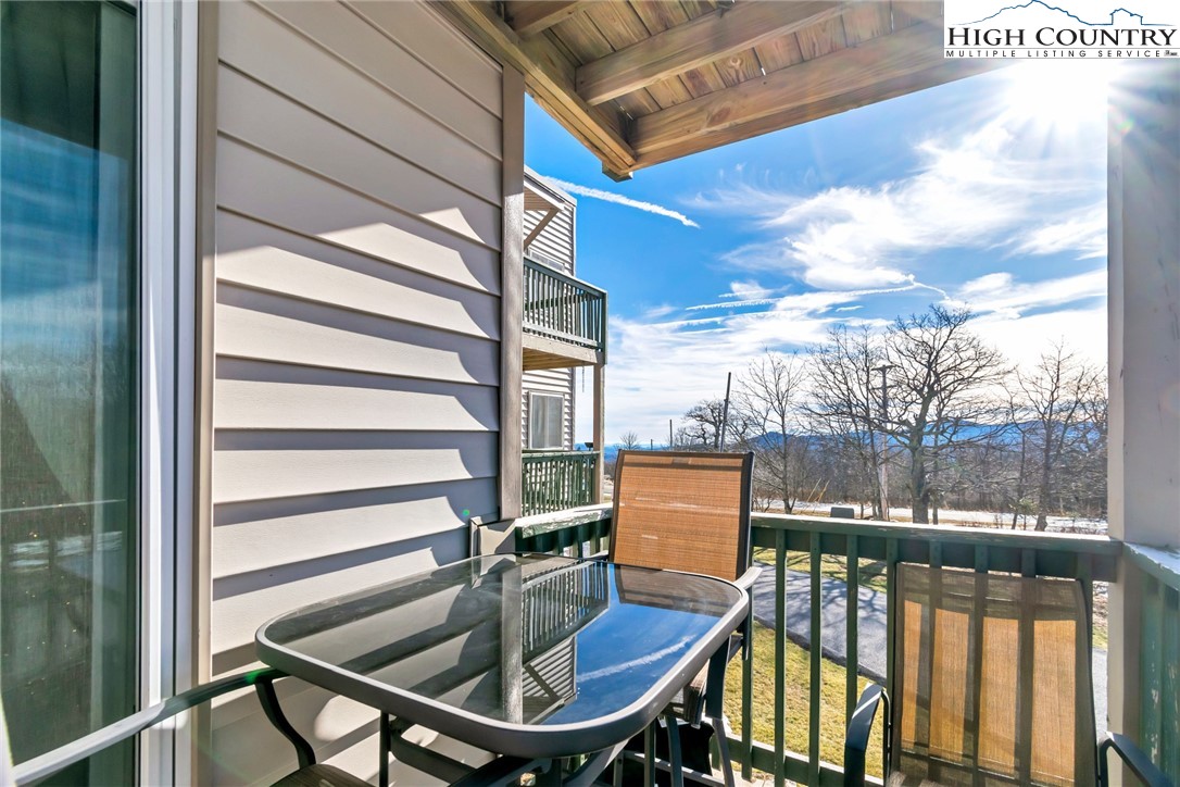 301 Pinnacle Inn Road, Unit 1215 Banner Elk, NC 28604 - Photo 10 of 47 a outdoor view with a sitting space