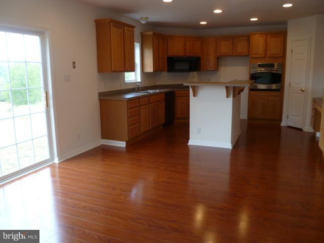 71 Woodbrier Road Berkeley Springs, WV 25411 - Photo 2 of 29 Interior (General)